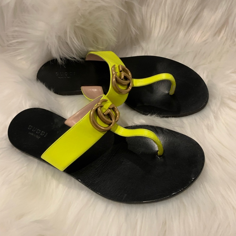 Authentic neon yellow leather logo Gucci sandals